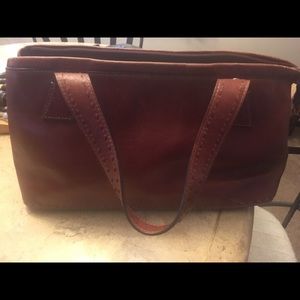 Fossil hand bag like new genuine leather